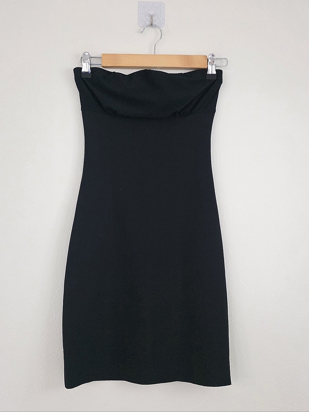 NWOT Commando Strapless Black Compression Slip Dress